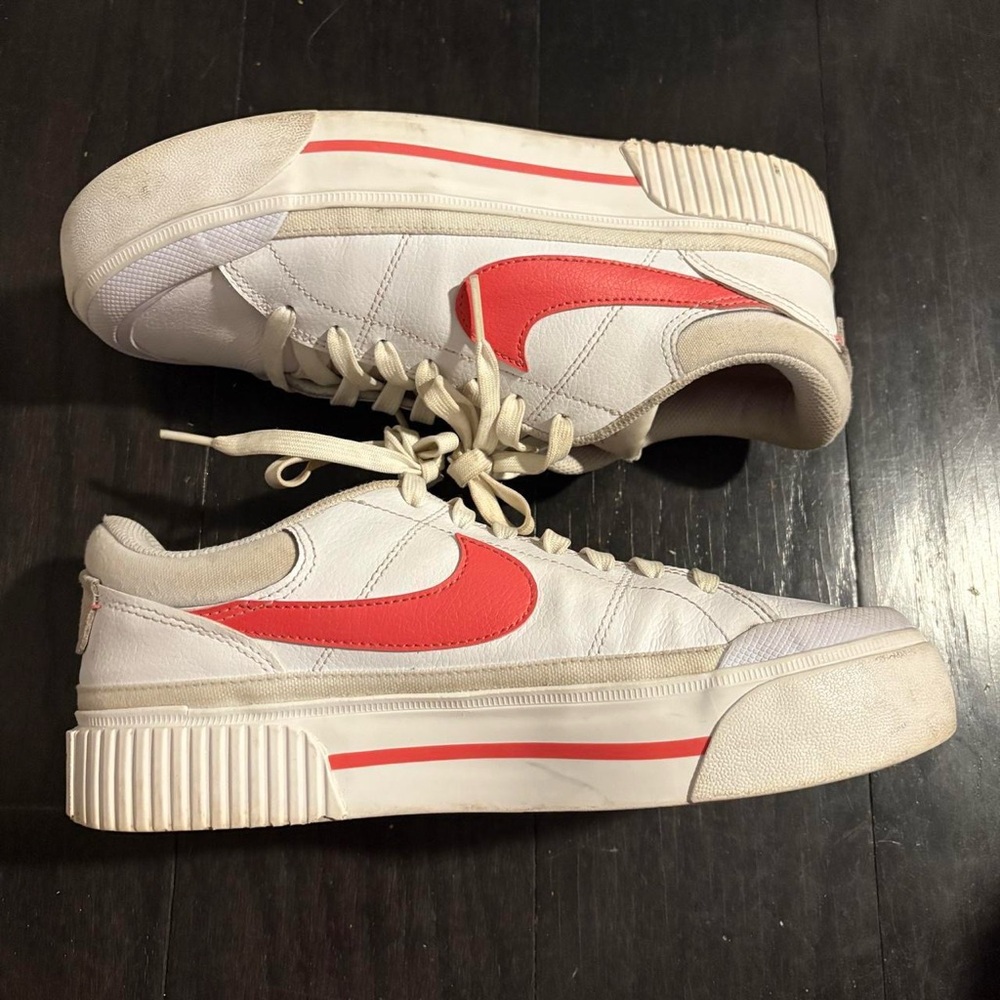 Nike White and Red Sneakers